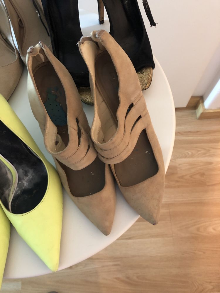 Sapatos varios marca zara