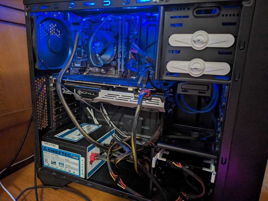 Ігровий ПК + монітор  i5 7500, GTX 1060 6GB.