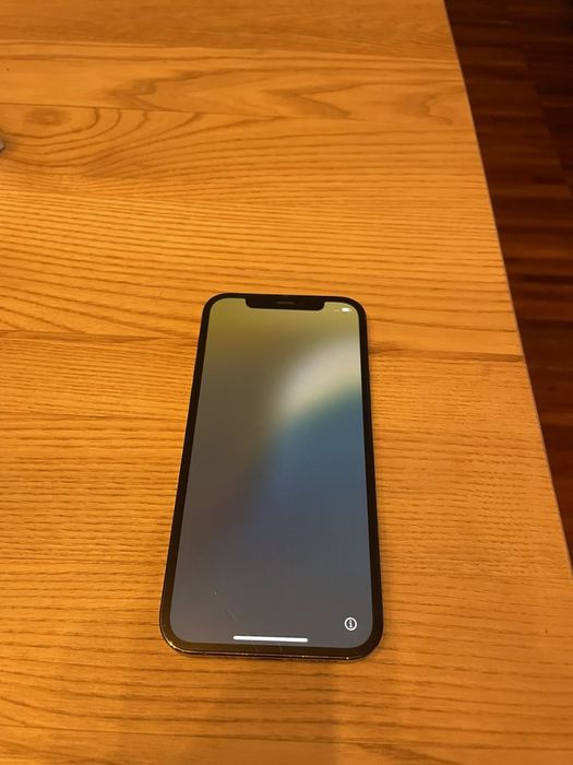 Sprzedam IPhone XII PRO