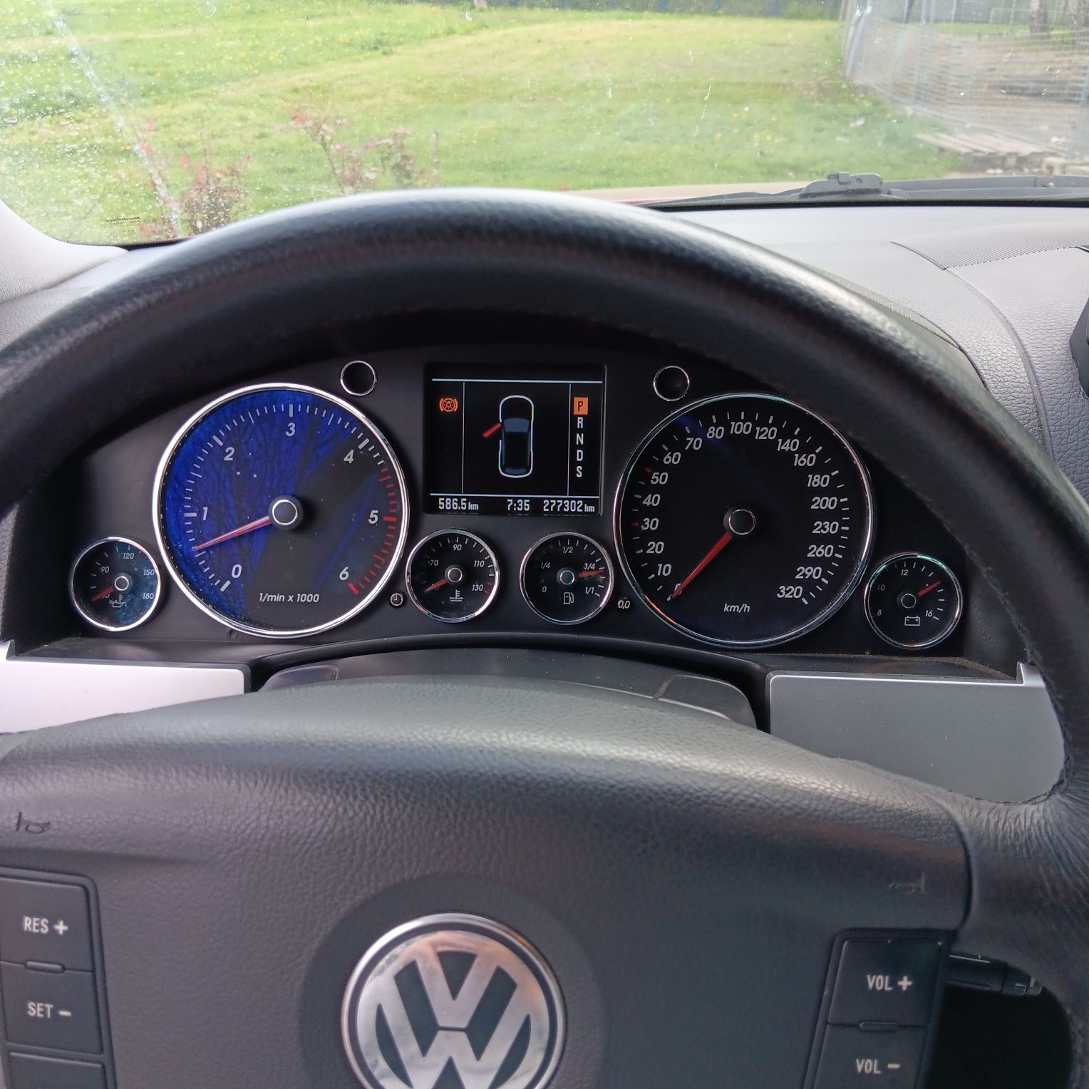 Sprzedam Volkswagen Touareg 5.0 TDI
