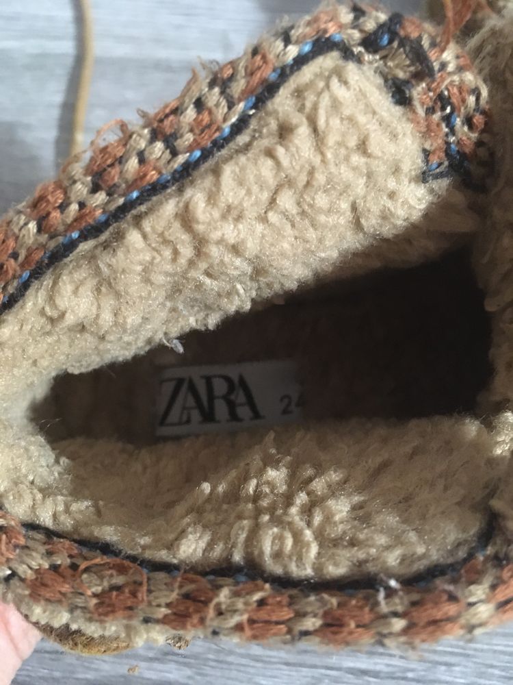 Botas quentes Zara