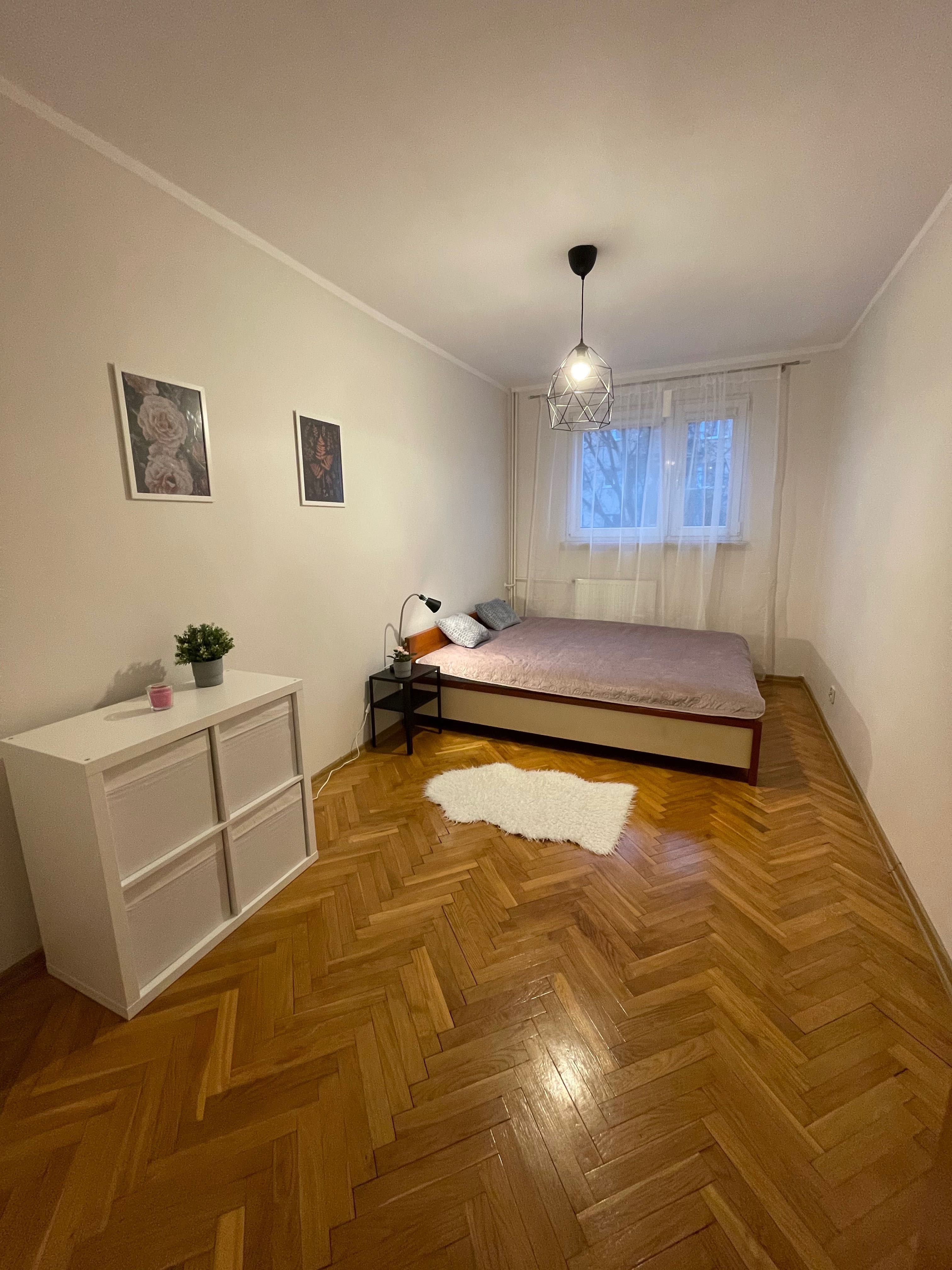 Blonie ul.Galczynskiego,2p.,blok,3pok,50,30m2.,balkon, piwnica.