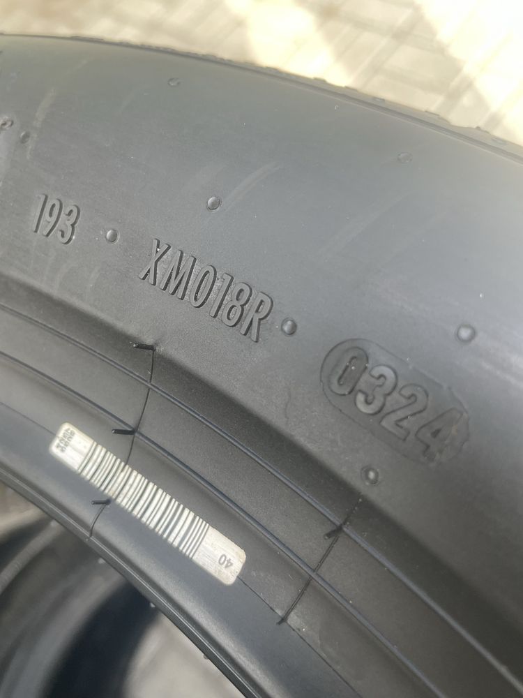 Шины летние 275/35/23 Pirelli Pzero Е