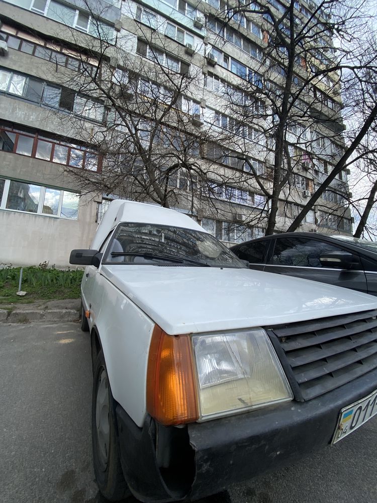 ЗАЗ 1102 Таврія 2004