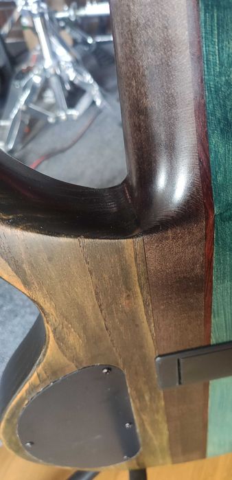 Ibanez BTB 686 SC Terra Firma 35"/ fretless