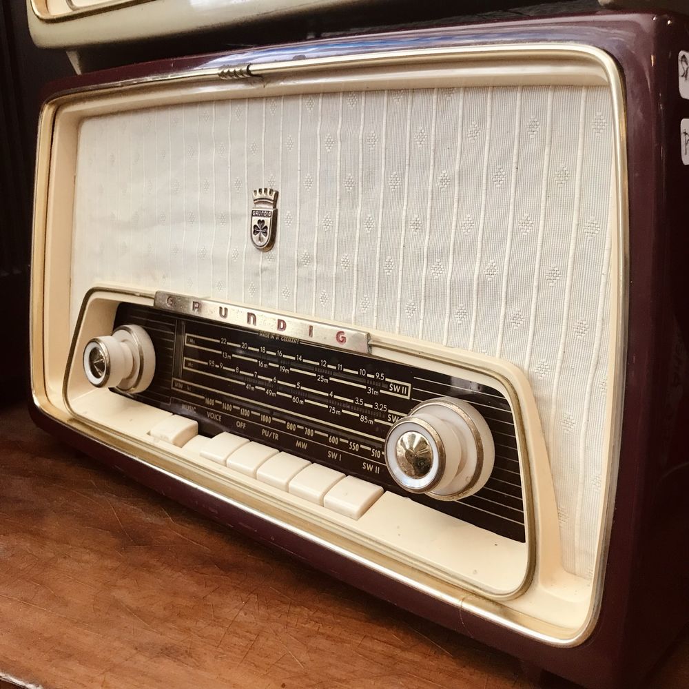 Rádios Grundig Type 97 WE1 (anos 50/60) - Loja Grundig Clássicos