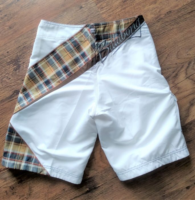 Spodenki szorty BillaBong - rozmiary - S . Nowe