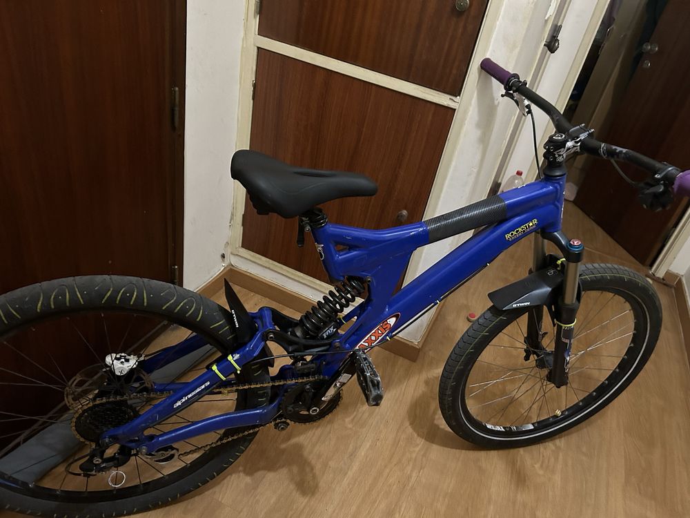 Vendo bicicleta rockstar