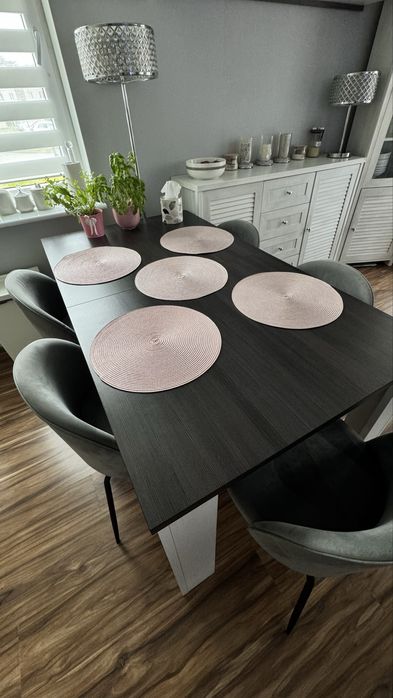 Sprzedam stół rozkladany