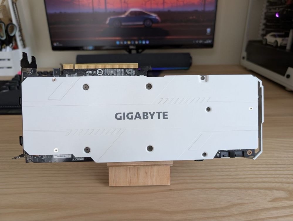 Відеокарта Gigabyte GeForce RTX™ 2070 GAMING OC WHITE 8G