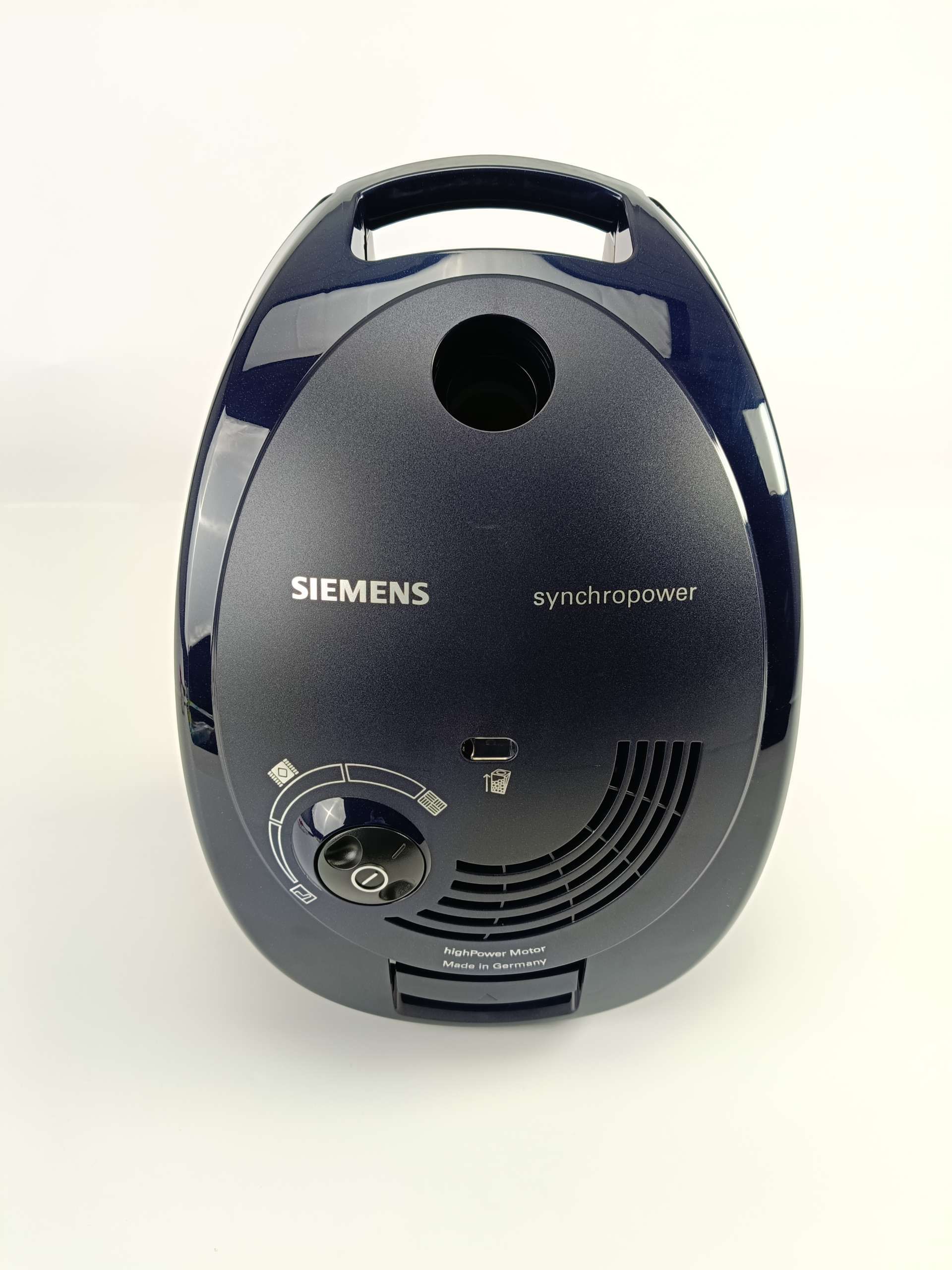 Odkurzacz workowy Siemens VS06A111, Promień Działania 9 M, 600 W