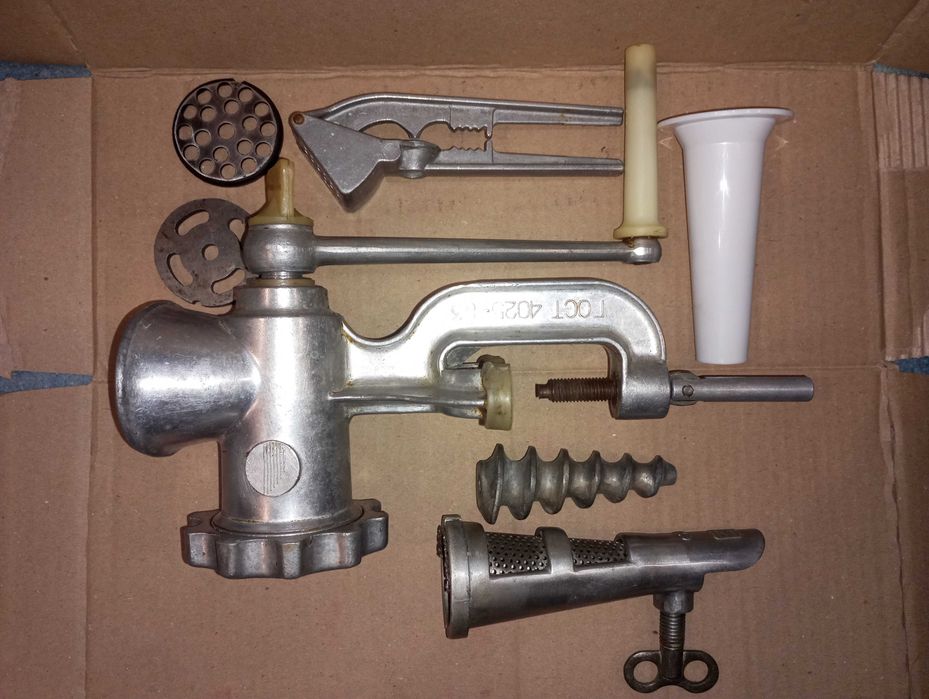 Мясорубка ручная пресс для чеснока насадка колбасы соковыжималка набор