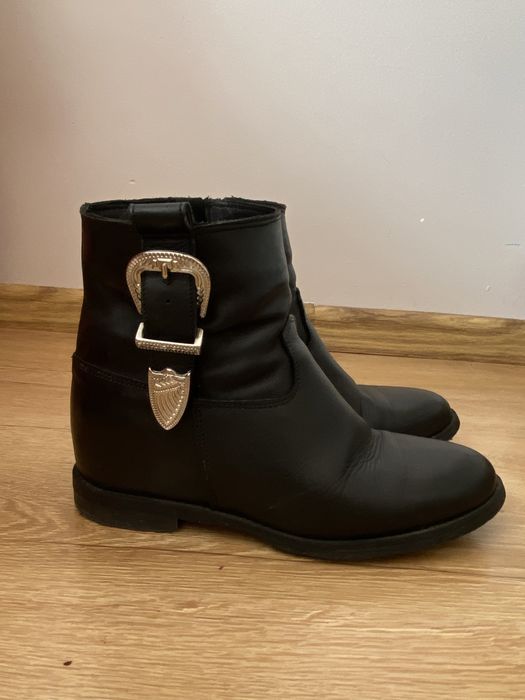 Czarne skórzane botki Venezia