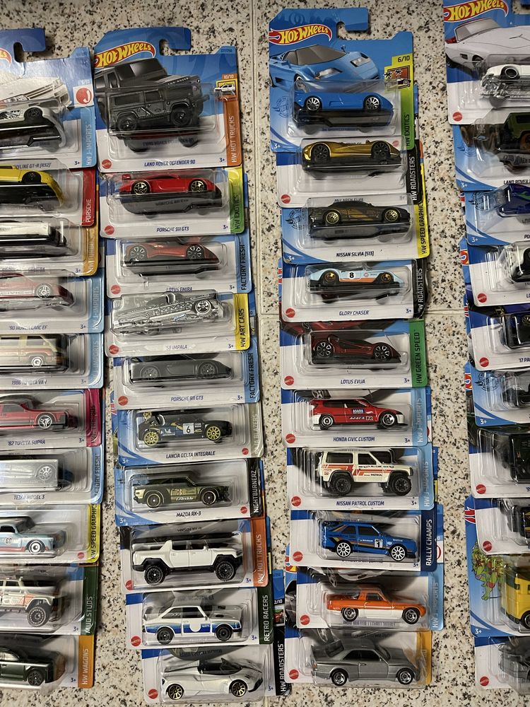Conjunto HotWheels 166 carros