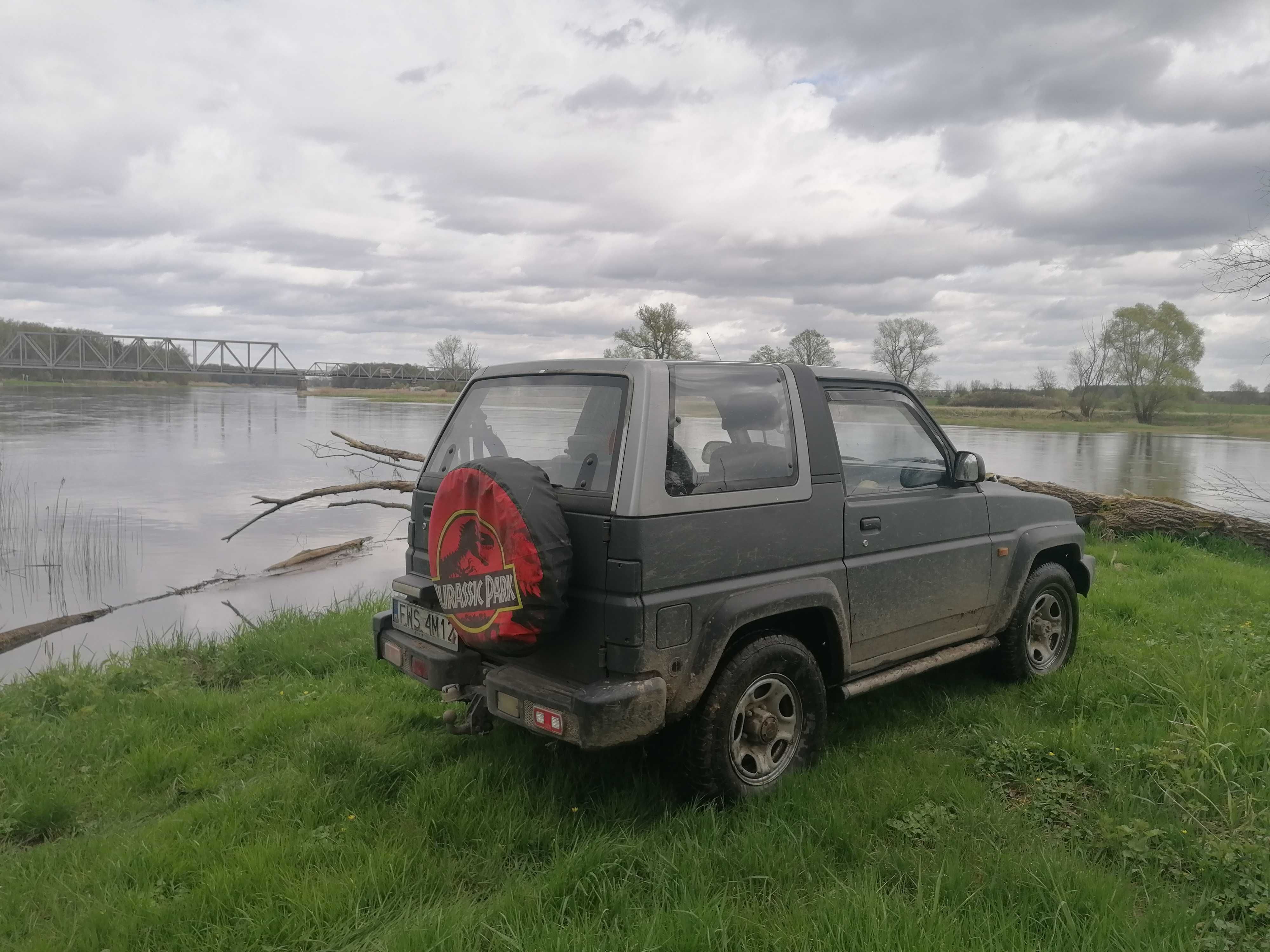 Daihatsu Feroza 1.6 lpg