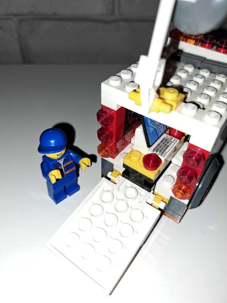 Lego 3366 wyrzutnia satelitów