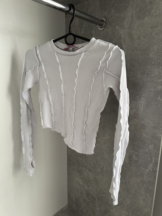 Кофта в щільний рубчик