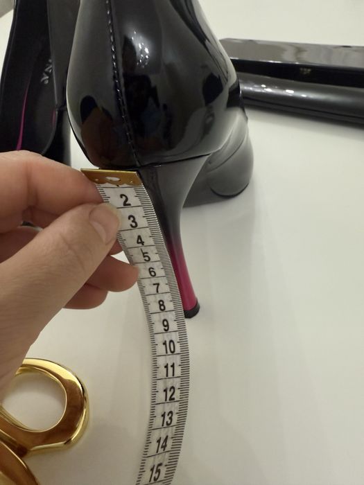 Лакові човники на вечірні заходи