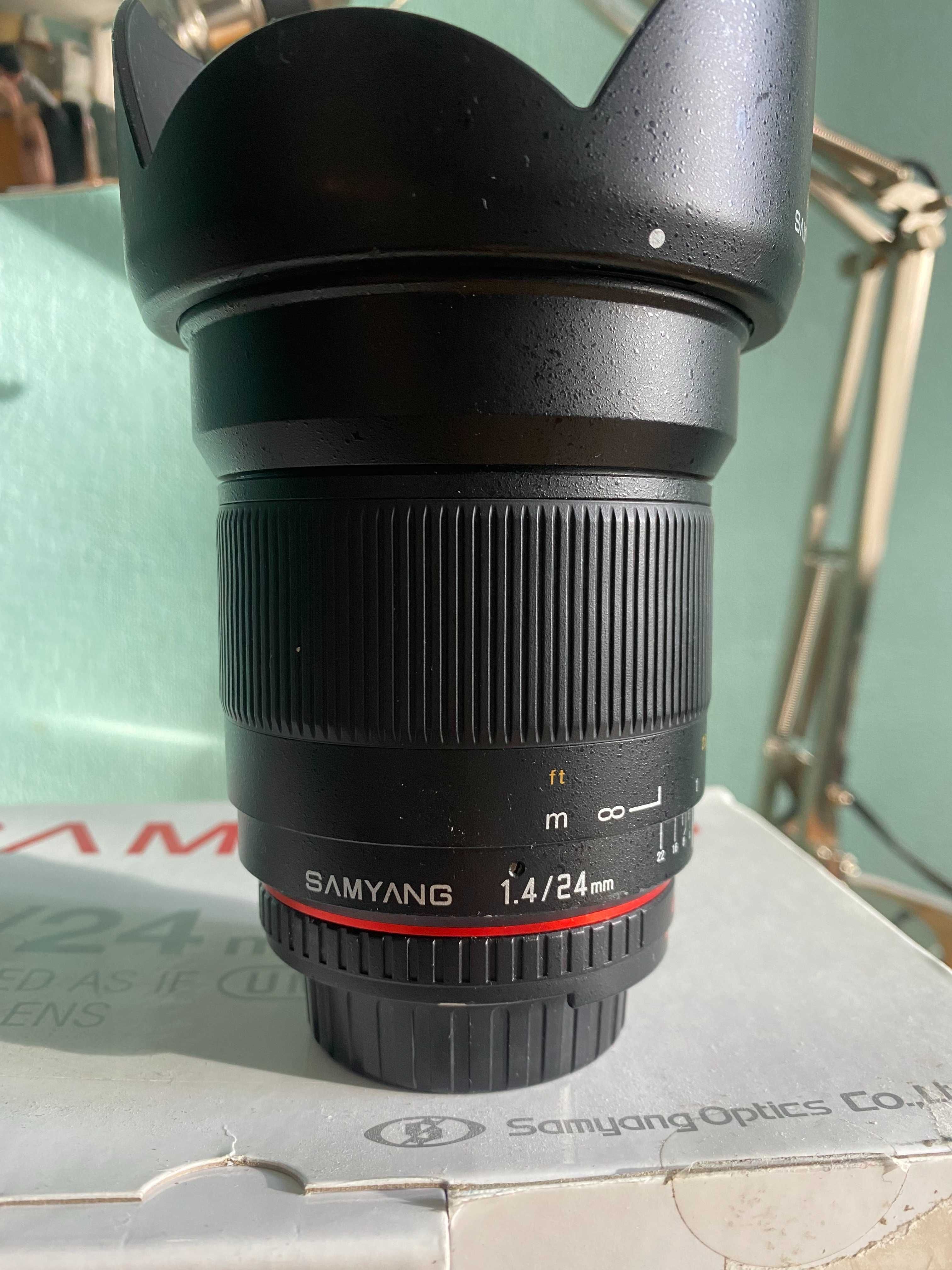 Широкоугольний об'єктив Samyang 24mm f/1,4 ED AS UMC (для Nikon F)