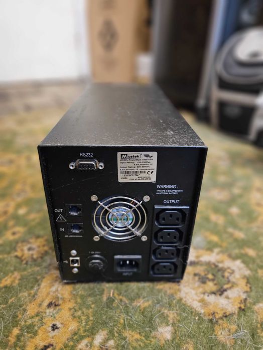 Mustek PowerMust 1000 USB  блок безперебійного живлення UPS з аккумами