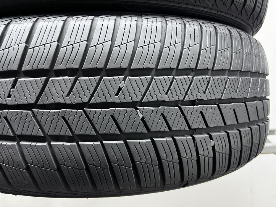 4шт зима 215/55/R17 2021р Barum Polaris 5