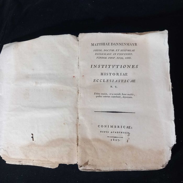 Livro " História Eclesiástica "