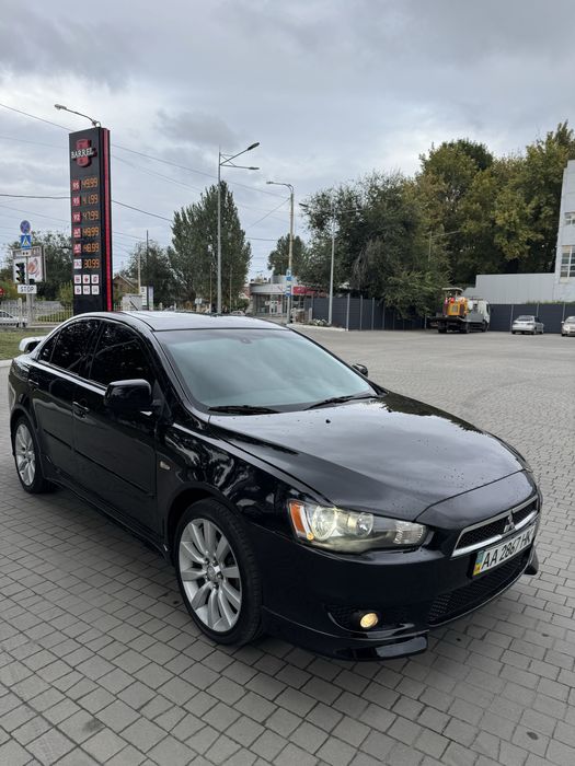 Mitsubishi Lancer X Автомат