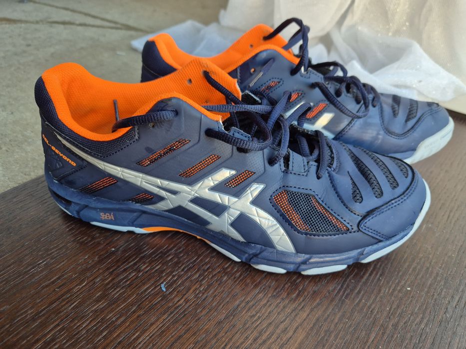Buty halowe Asics Gel-Beyond 5 super stan