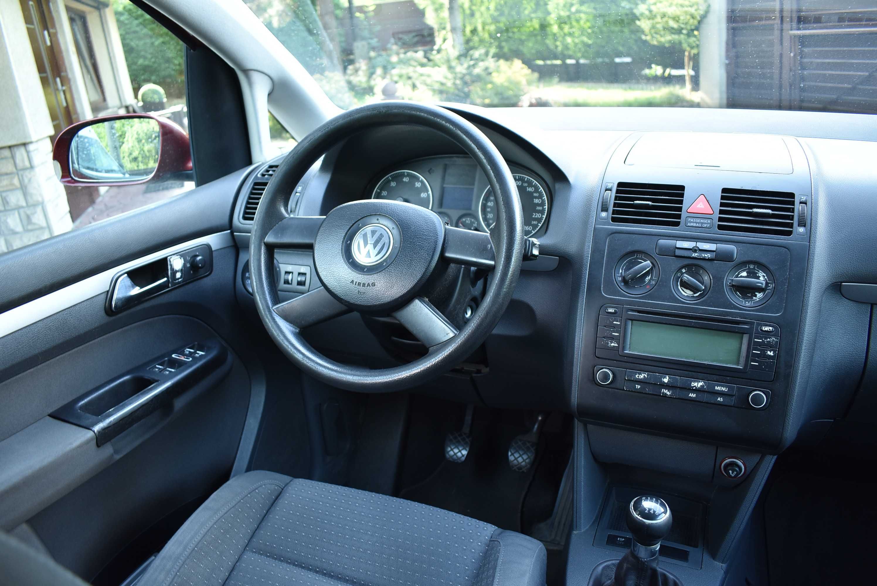 Volkswagen Touran 1.6 FSI 116KM 7 Osobowy Nowy Rozrząd