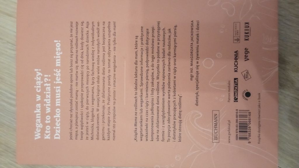 Mama na roślinach Asja Michnicka