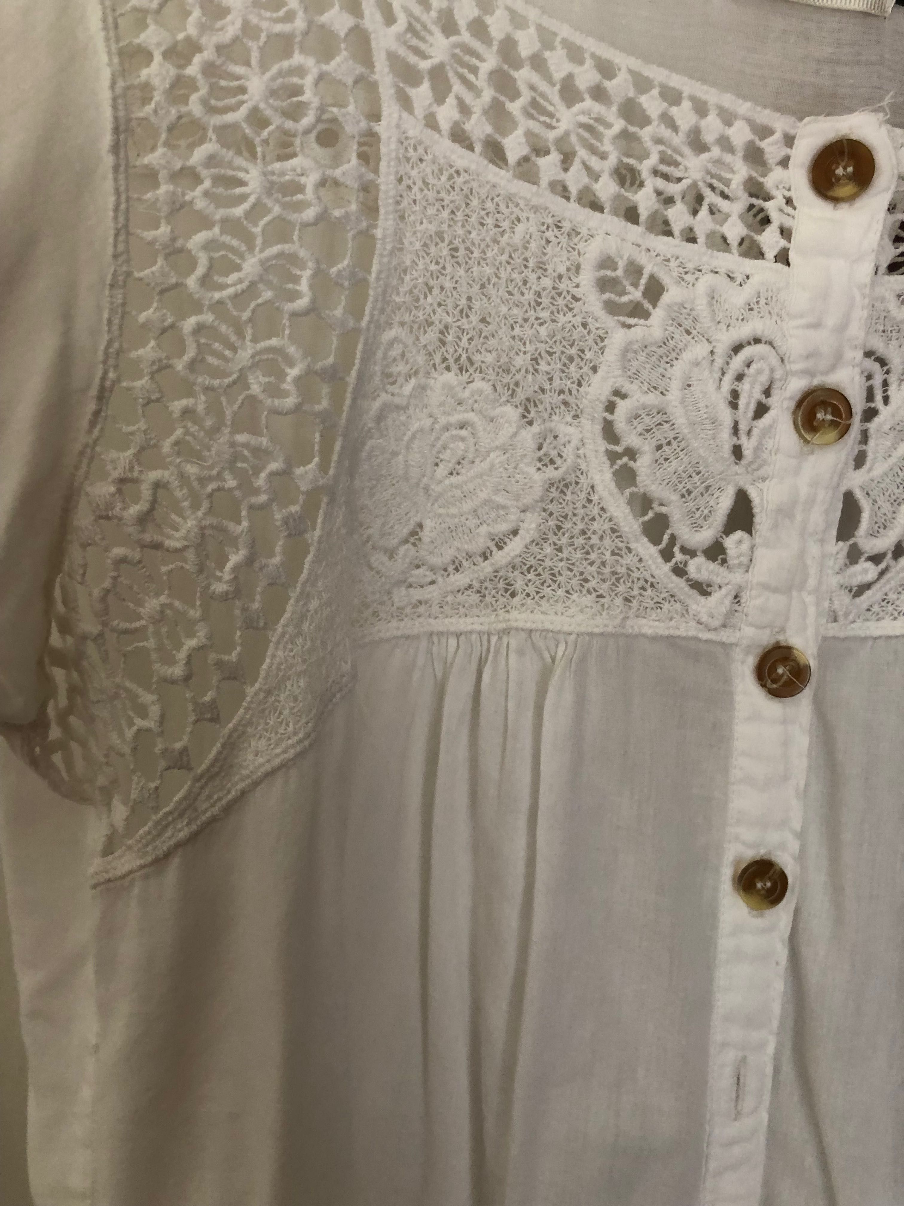 Blusa branca nova