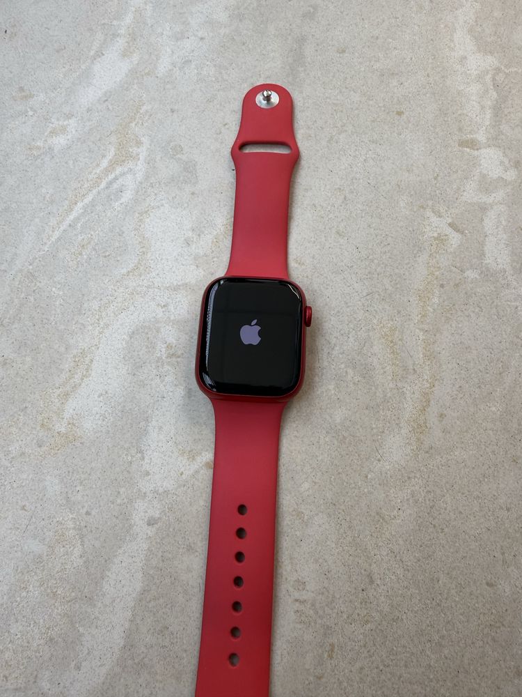 Apple Watch Series 8 45 Red