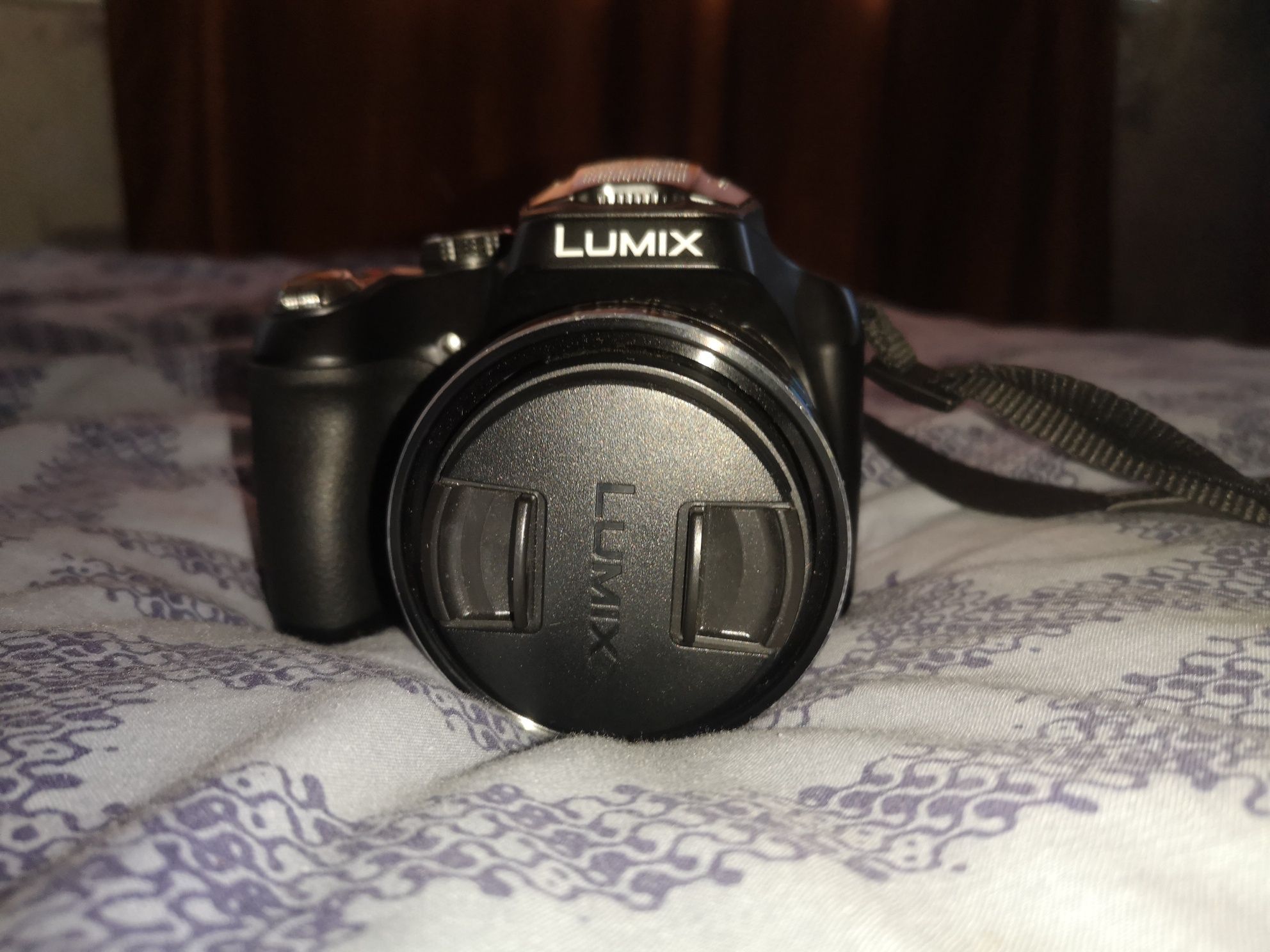 Lumix Фотоапарат