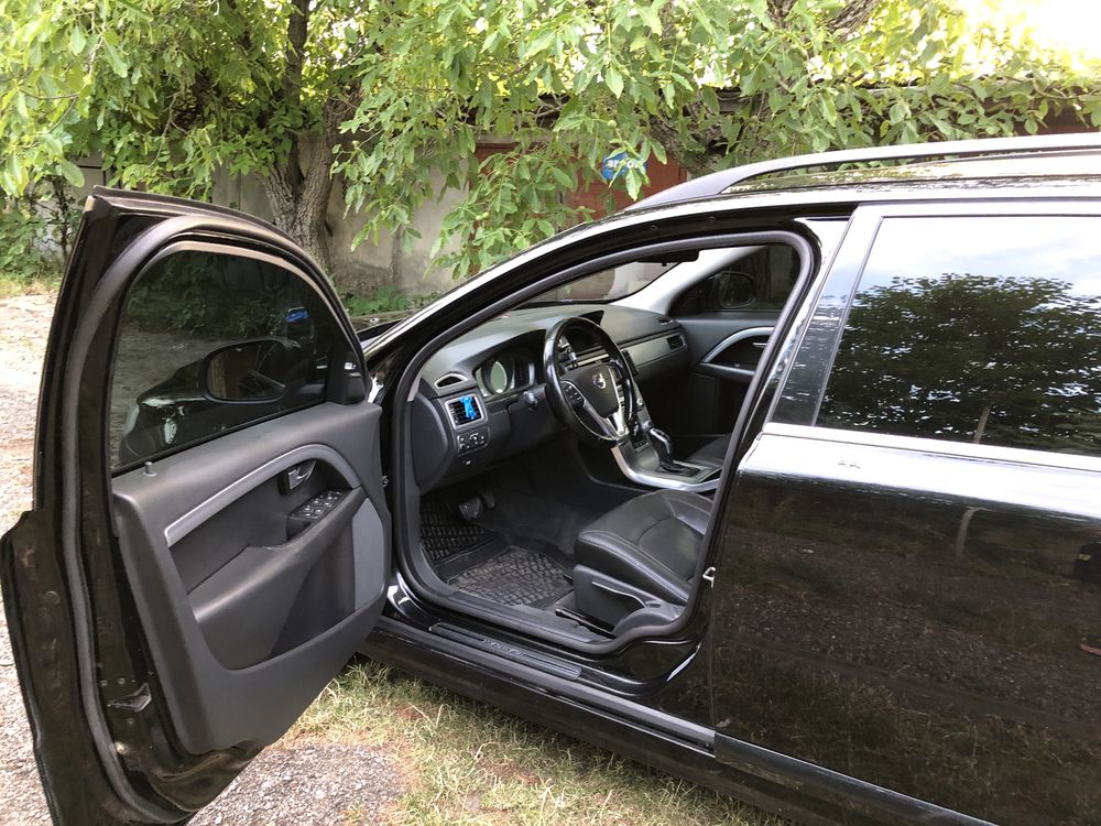 Volvo v70 2015р 2.0 бензин