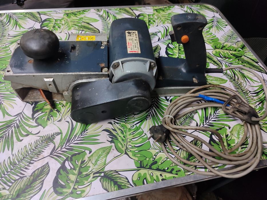 Електрорубанок Rebir IE-5708C. 2000w