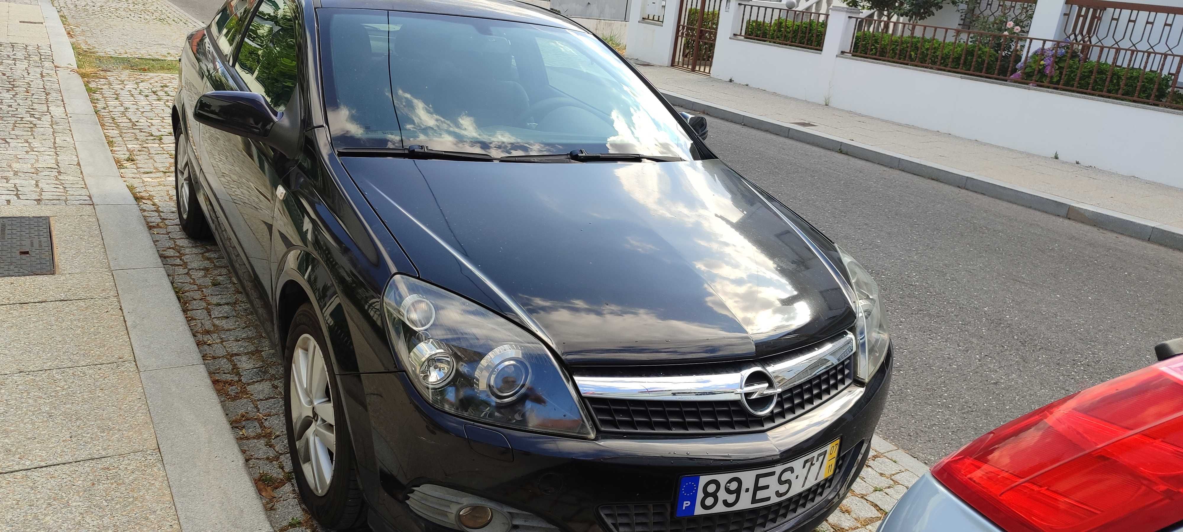 Opel astra GTC bom estado geral