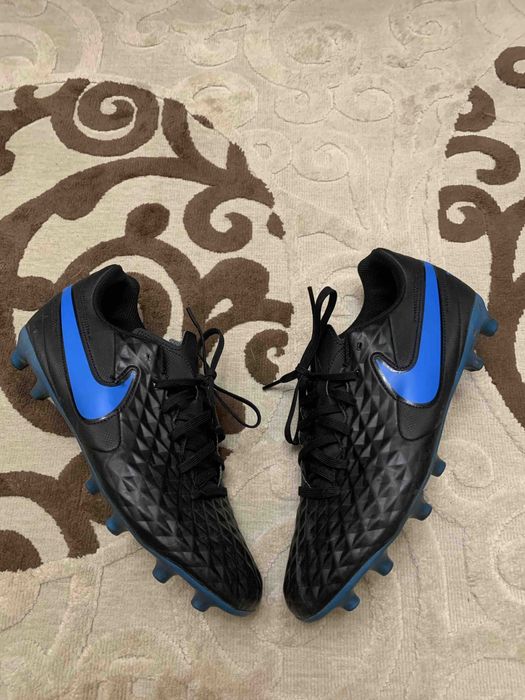Бутсы Nike Tiempo Legend 8 Club MG
