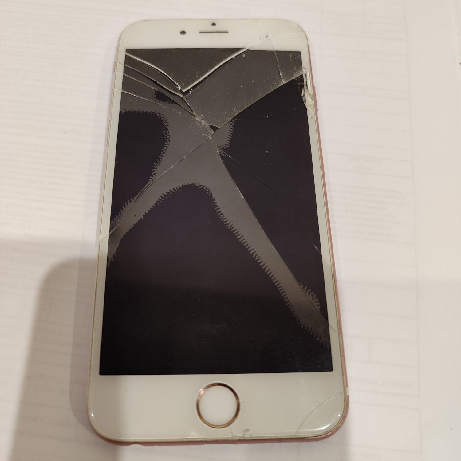 Apple iPhone 6S (64 ГБ)