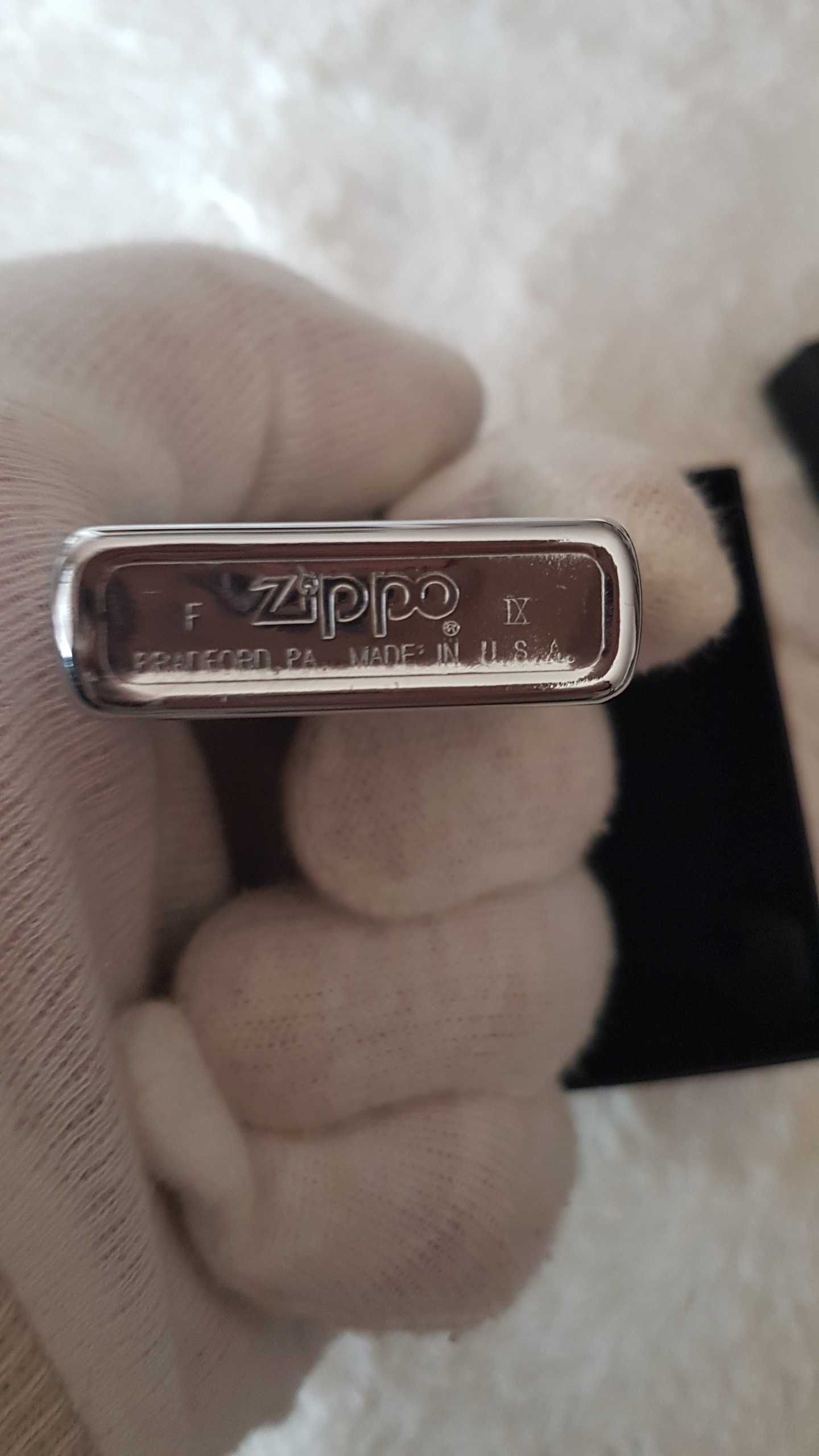 Zapalniczka Zippo. USS Hue City CG 66  1993r.