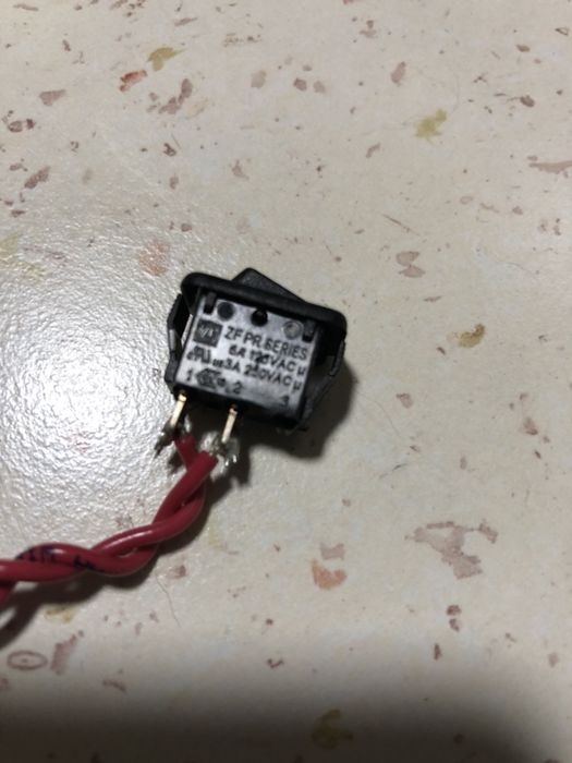 Кнопка включать / выключать