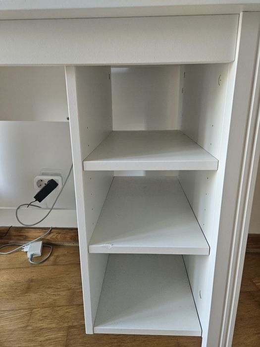 Secretária BRUSALI Ikea