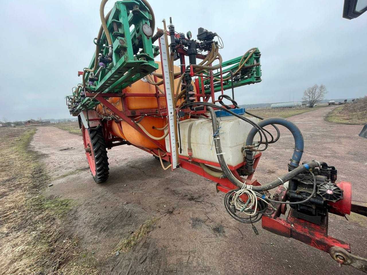 Оприскувач напівпричепний штанговий ОПШ 3524