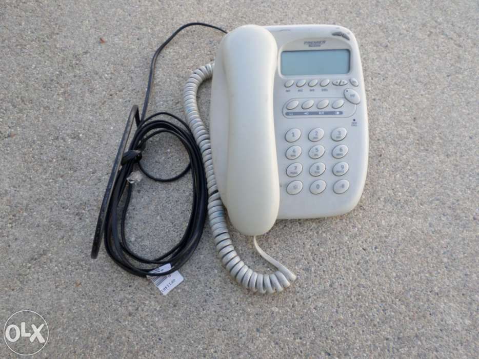 Telefones antigos para coleçao