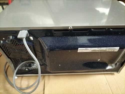 Kuchenka mikrofalowa Samsung MS23K3515AS