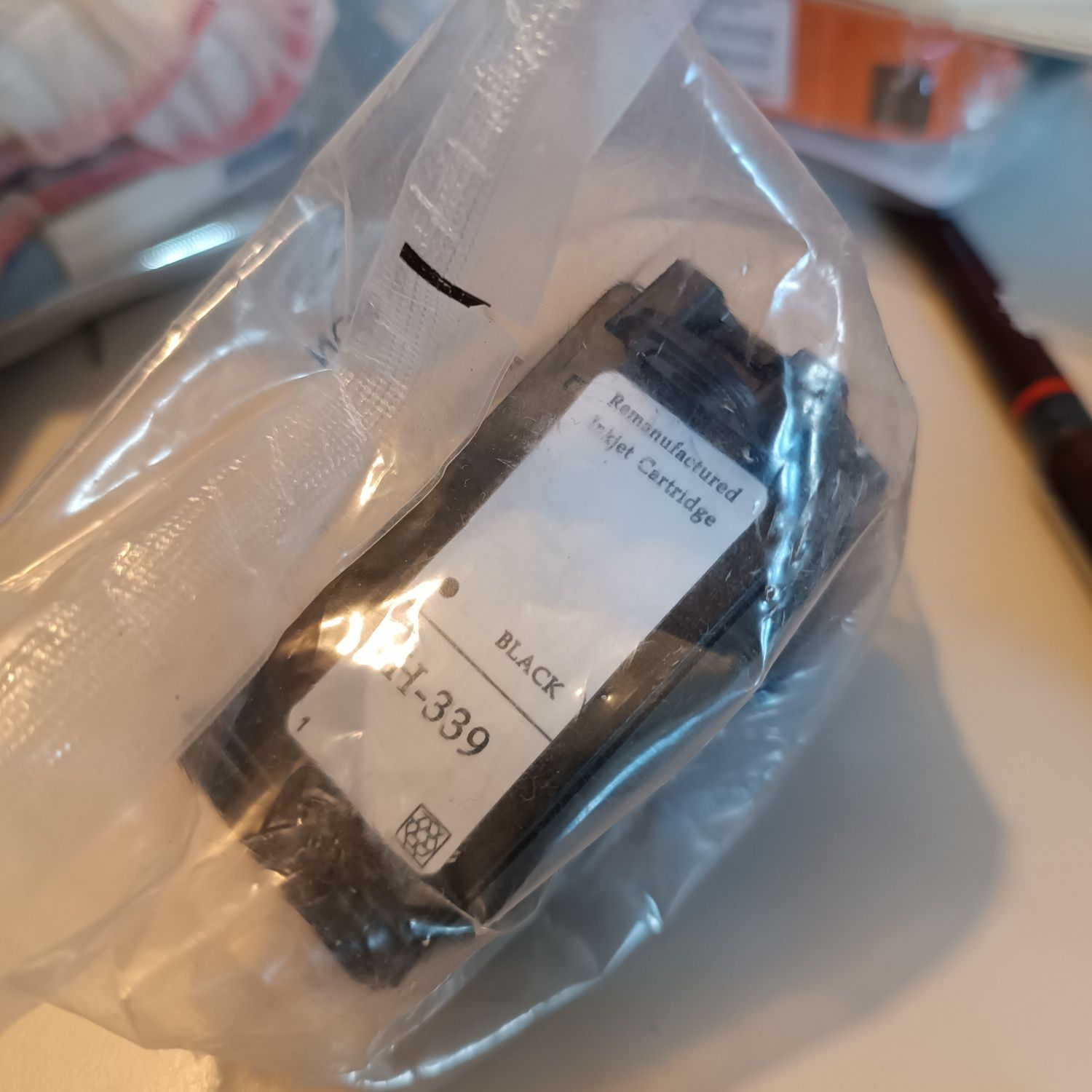 Чорнильний картридж HP 339 чорного кольору великої ємності