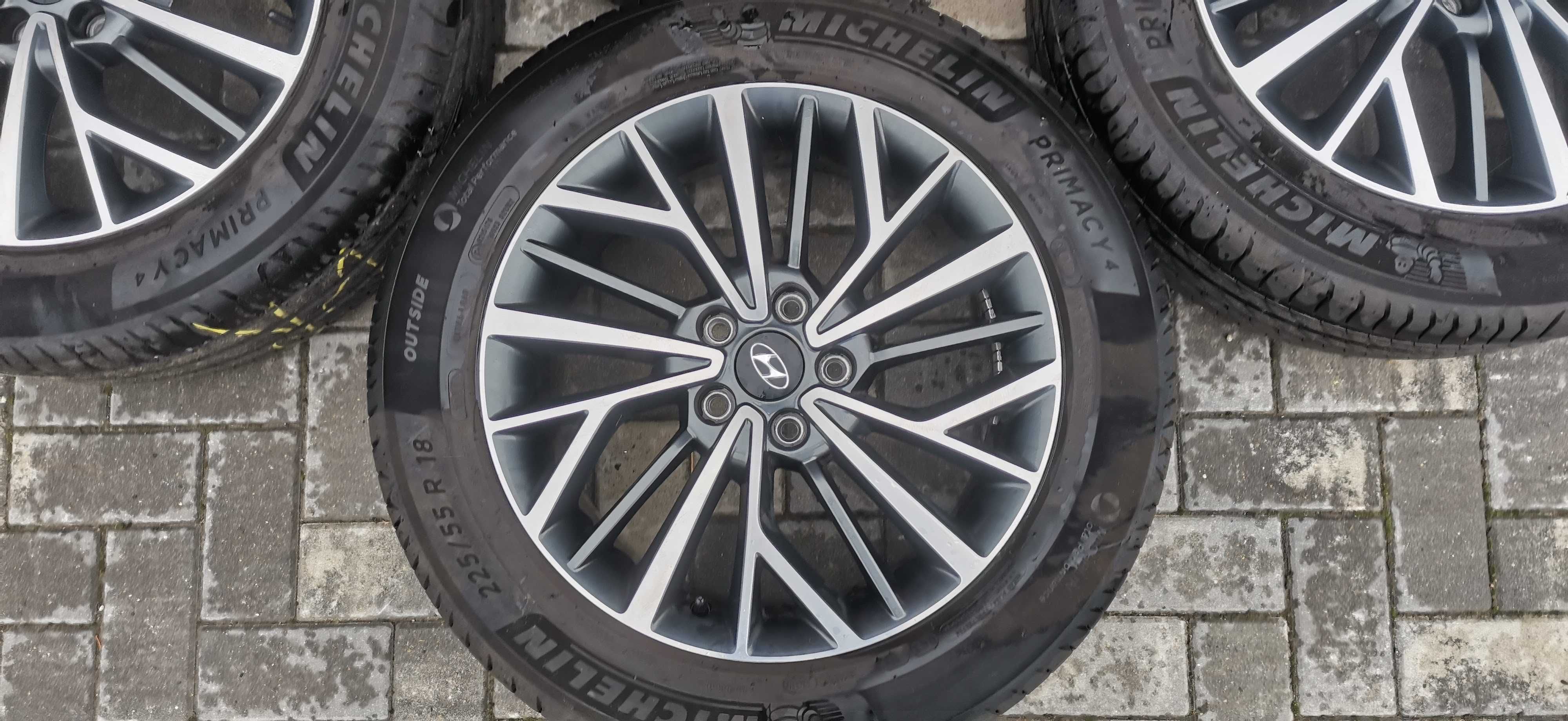 Felgi HYUNDAI7 Tucson ix35 i30 i40  7Jx18H2 5x114,3 ET51 TMPS
