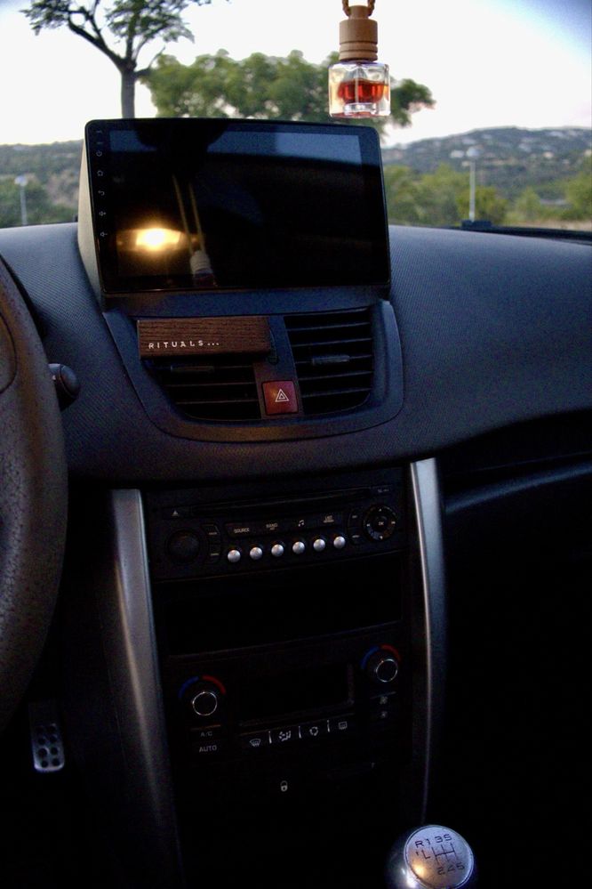Peugeot 207cc 1.6Hdi 2010