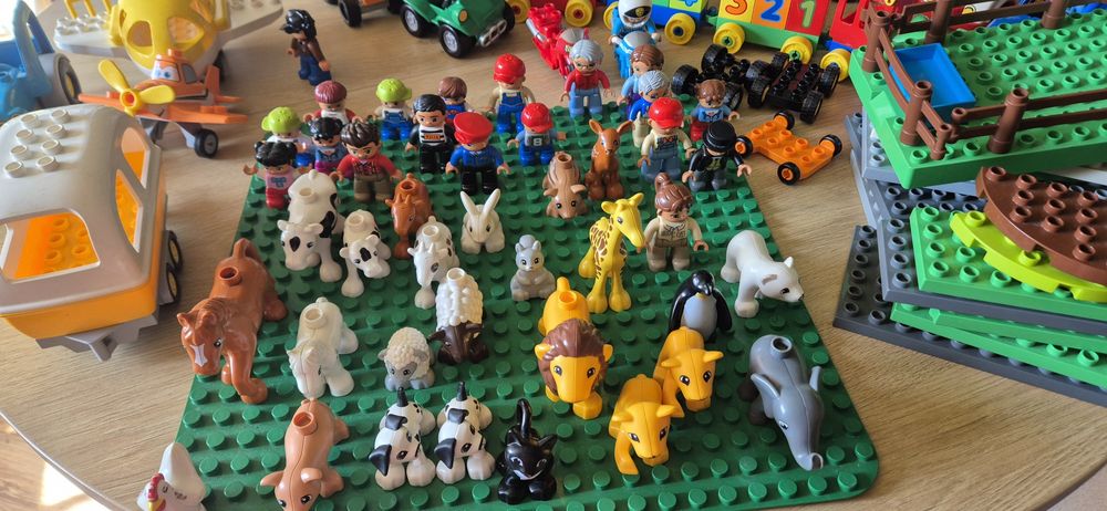 Giga zestaw klocków LEGO DUPLO