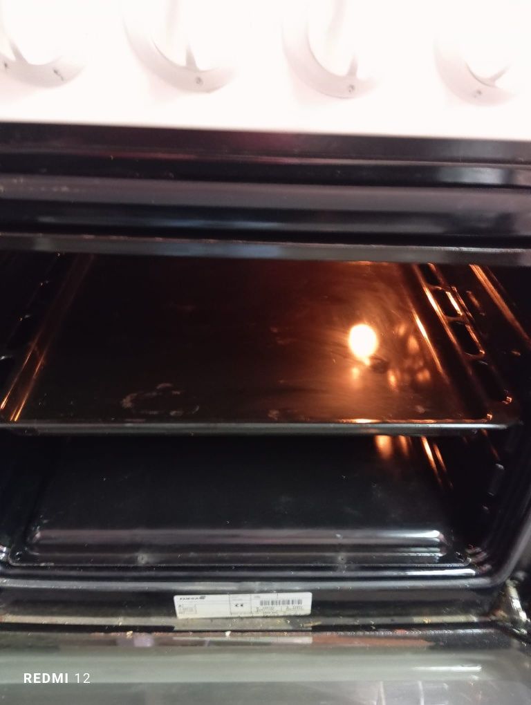 Placa  vitoceramica e forno
