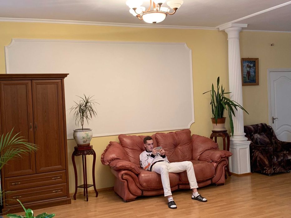 Здам ліжко-місце в кімнаті Хостел Гуртожиток без посередників дешево-23-555.biz.ua